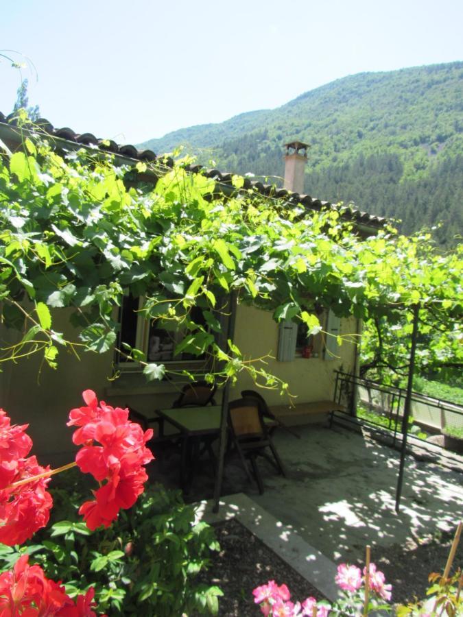 Le Moulin Bed and Breakfast Pradelle Eksteriør billede